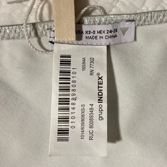 Zara Silver One-Shoulder Metallic Stretch Crop Top - Picture 4 of 5